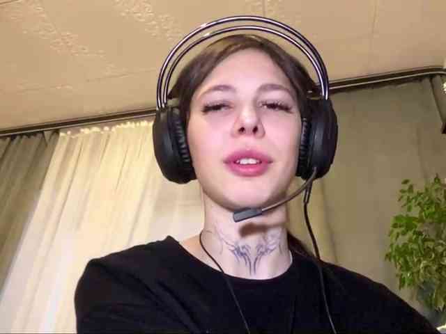 ShelleyPerkes webcam