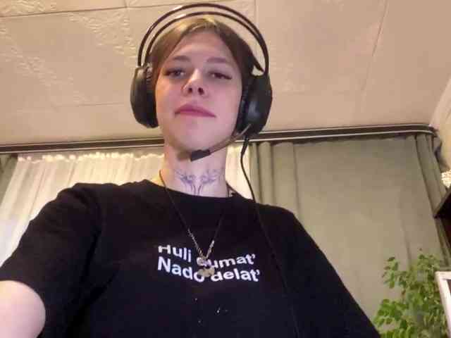 ShelleyPerkes webcam