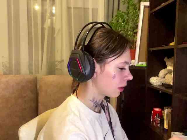 ShelleyPerkes webcam