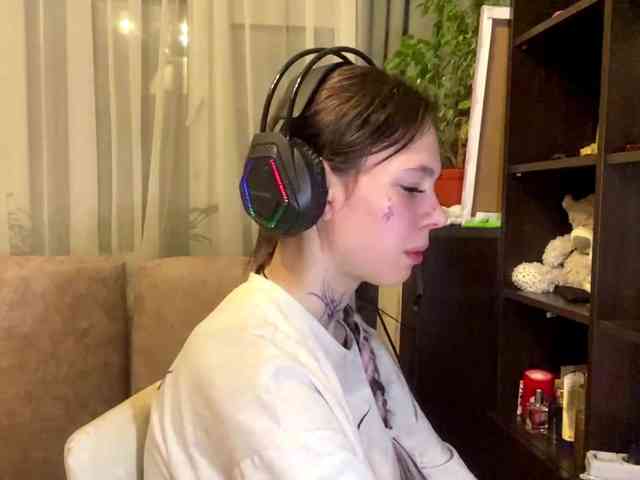 ShelleyPerkes webcam