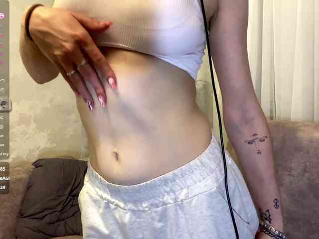 ShelleyPerkes webcam