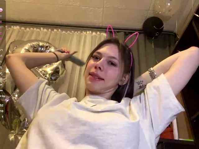 ShelleyPerkes webcam