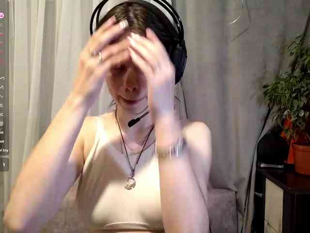 ShelleyPerkes webcam