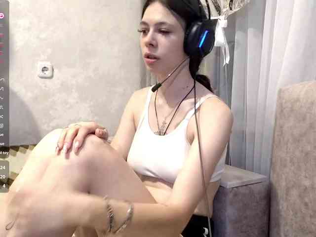 ShelleyPerkes webcam