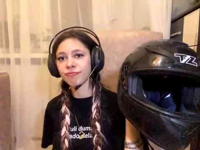 ShelleyPerkes webcam