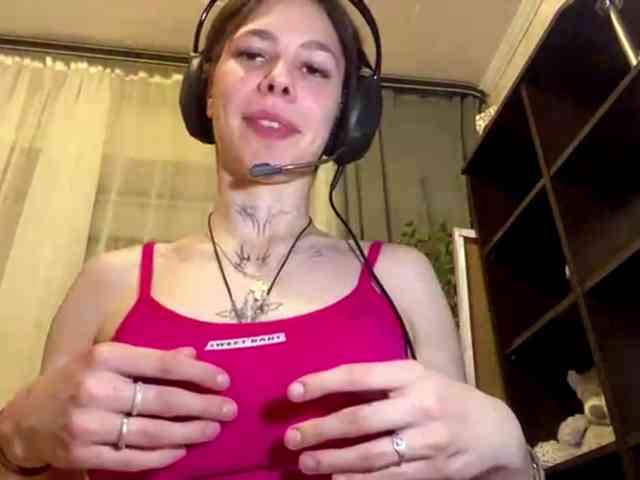 ShelleyPerkes webcam