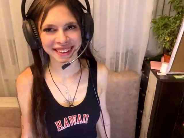 ShelleyPerkes webcam