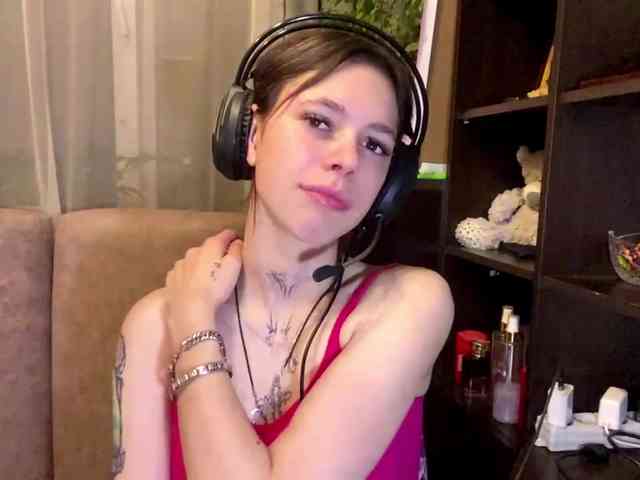 ShelleyPerkes webcam