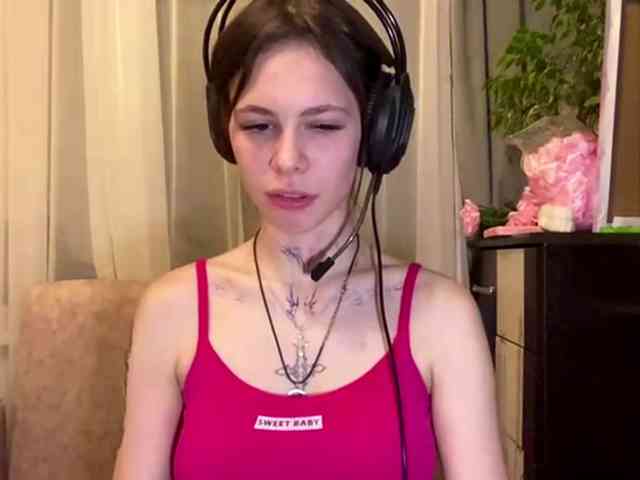 ShelleyPerkes webcam