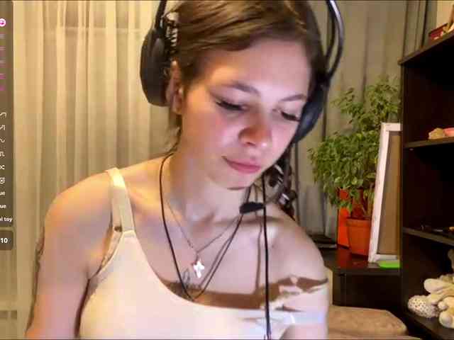 ShelleyPerkes webcam