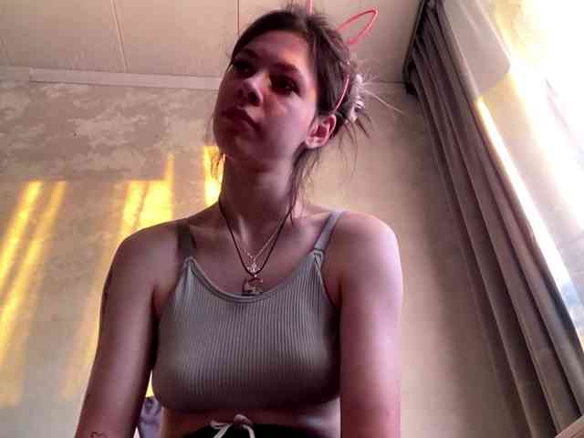 ShelleyPerkes webcam