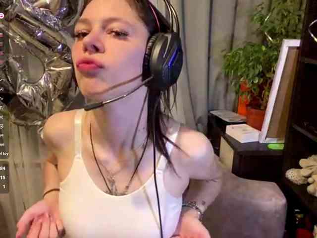 ShelleyPerkes webcam