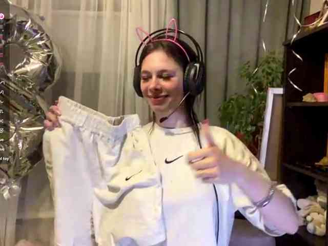 ShelleyPerkes webcam