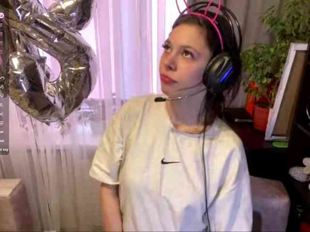 ShelleyPerkes webcam