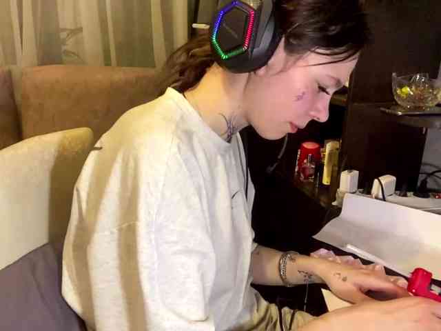 ShelleyPerkes webcam