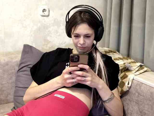 ShelleyPerkes webcam