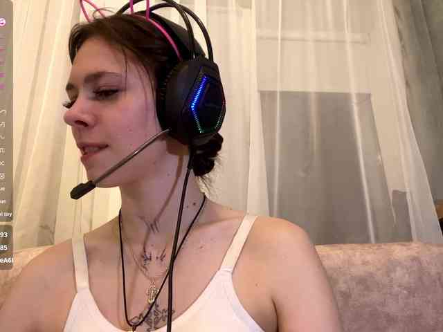 ShelleyPerkes webcam