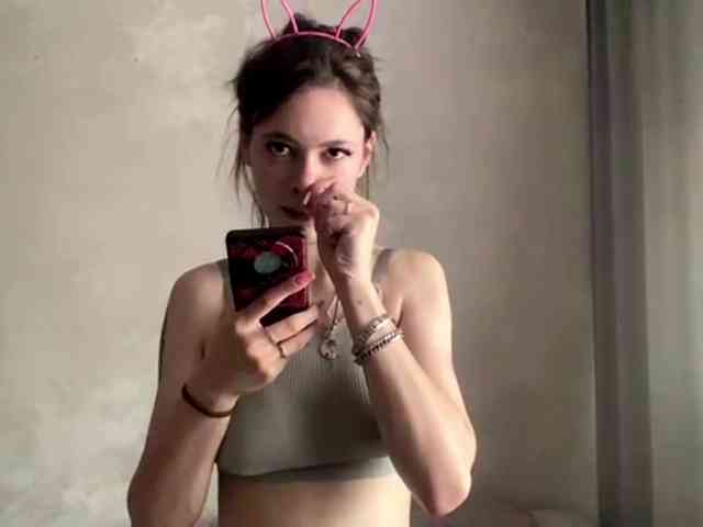 ShelleyPerkes webcam
