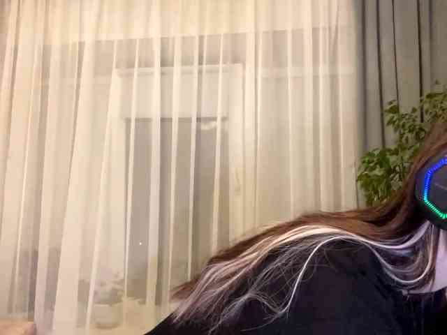 ShelleyPerkes webcam