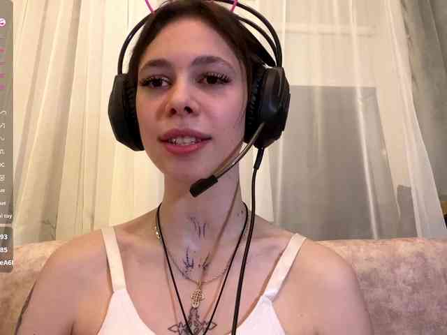 ShelleyPerkes webcam