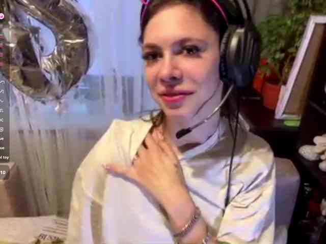 ShelleyPerkes webcam