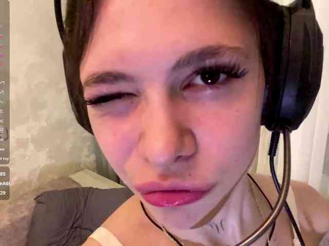 ShelleyPerkes webcam
