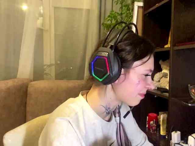 ShelleyPerkes webcam