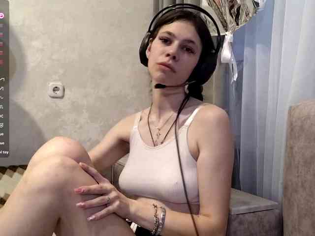 ShelleyPerkes webcam