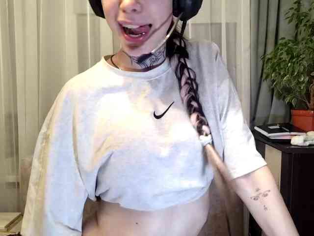 ShelleyPerkes webcam
