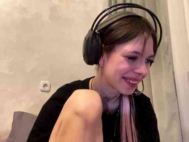ShelleyPerkes webcam