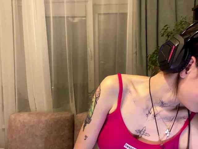 ShelleyPerkes webcam