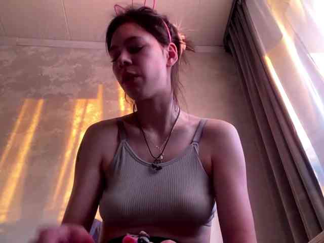 ShelleyPerkes webcam
