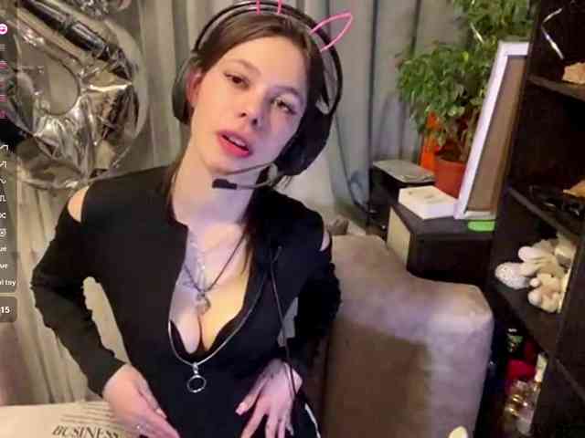 ShelleyPerkes webcam