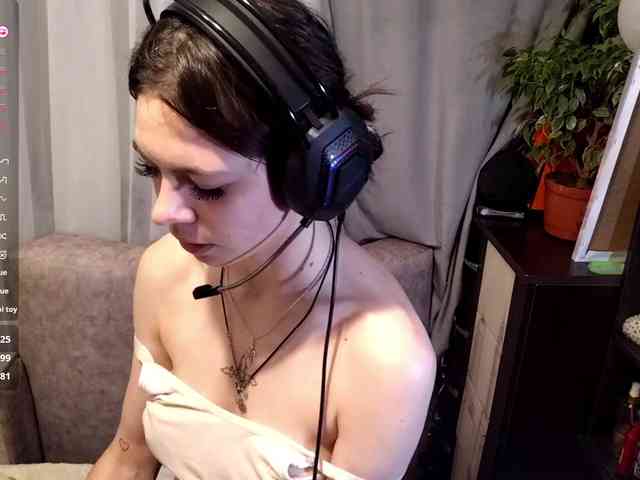 ShelleyPerkes webcam