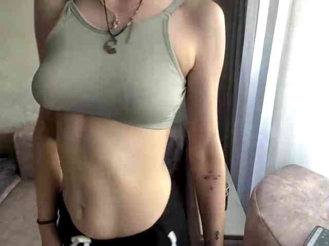 ShelleyPerkes webcam