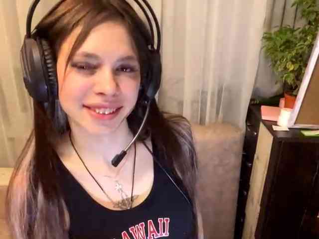 ShelleyPerkes webcam