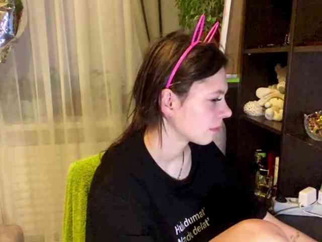 ShelleyPerkes webcam