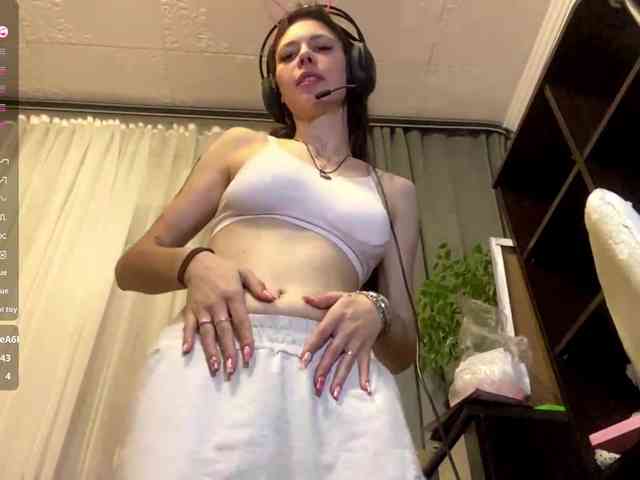 ShelleyPerkes webcam
