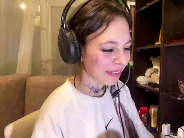ShelleyPerkes webcam