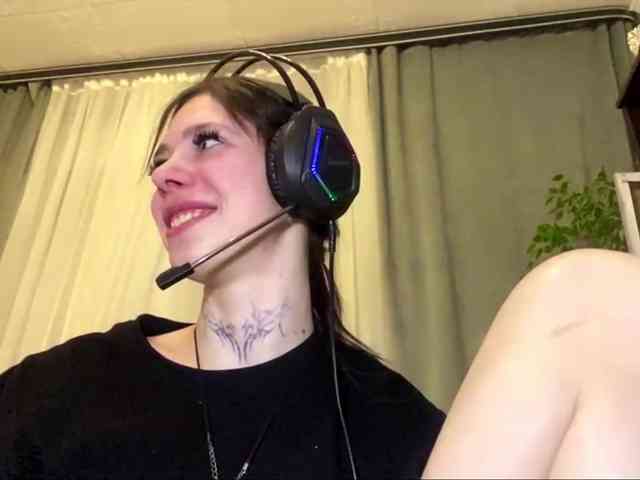 ShelleyPerkes webcam