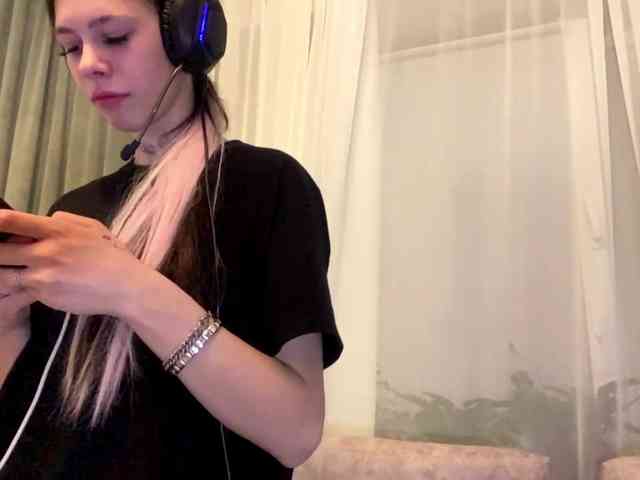 ShelleyPerkes webcam