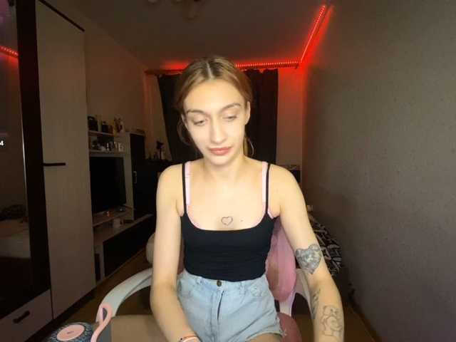 tacti-control live cam on BongaCams