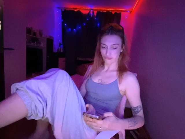 tacti-control live cam on BongaCams