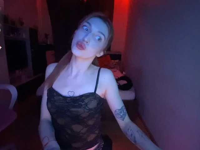 tacti-control live cam on BongaCams