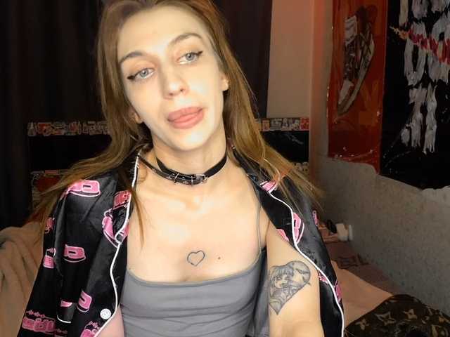 tacti-control live cam on BongaCams