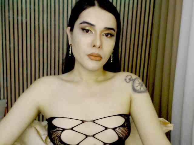 OhMyvinaaa Sex Cam Show