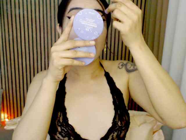 OhMyvinaaa Sex Cam Show