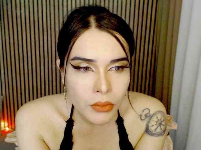 OhMyvinaaa Sex Cam Show