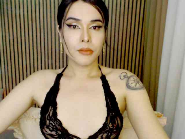OhMyvinaaa Sex Cam Show