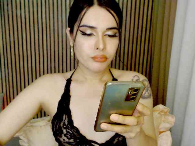 OhMyvinaaa Sex Cam Show